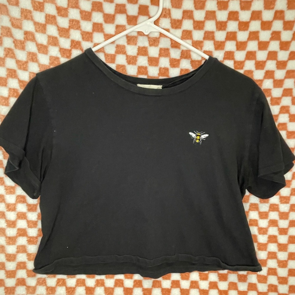Save the bees cropped tee